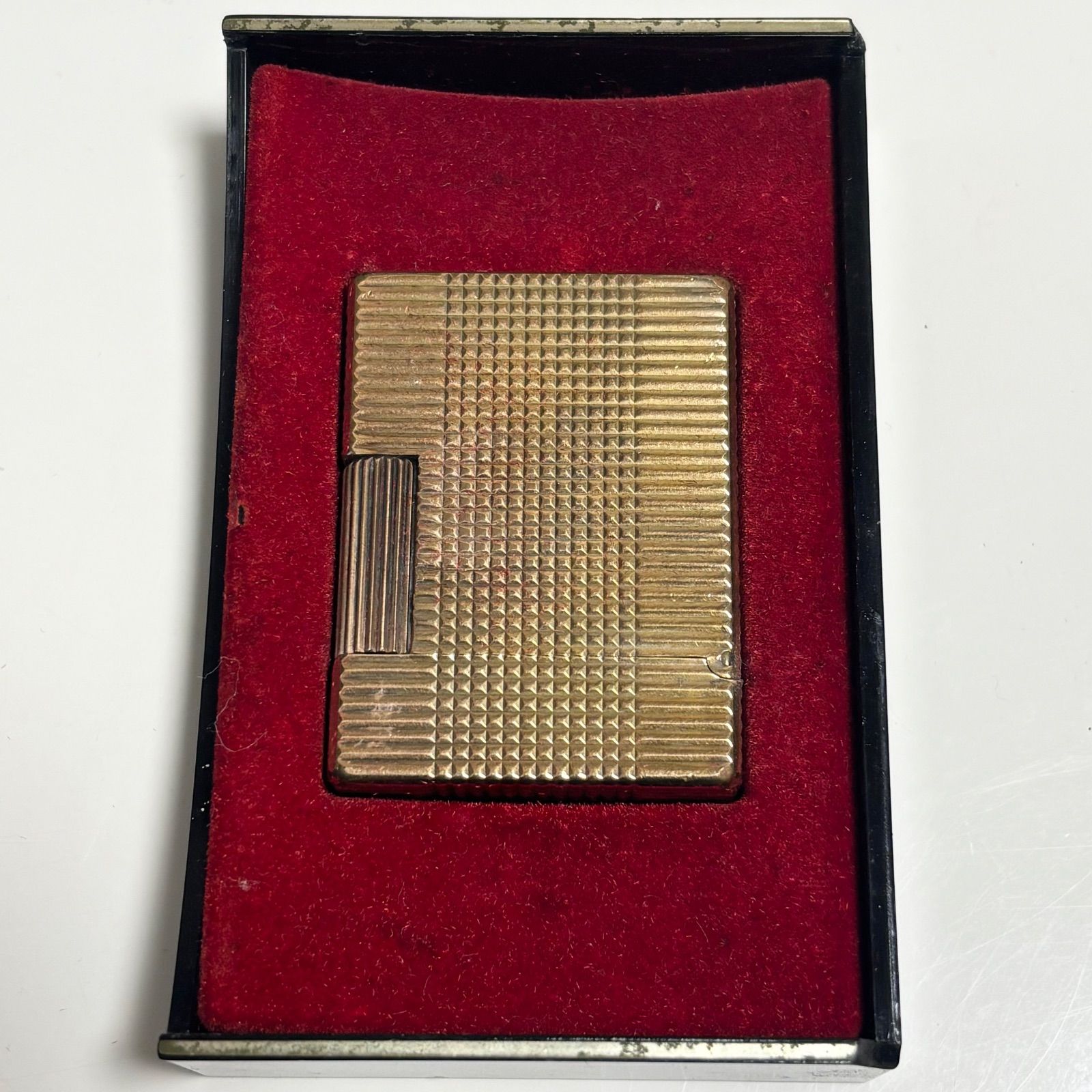 送料無料】S.T.DUPONT/エステーデュポン/ガスライター/ゴールド  