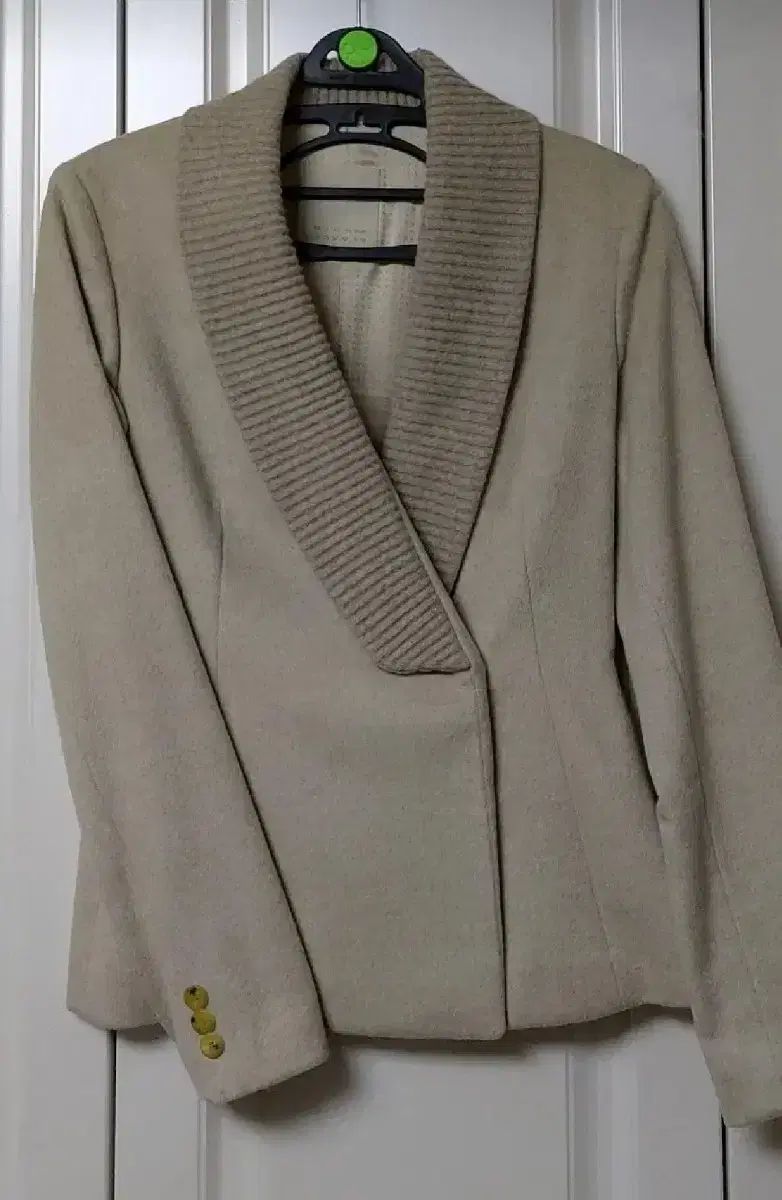 モカシミア混紡スーツ 55