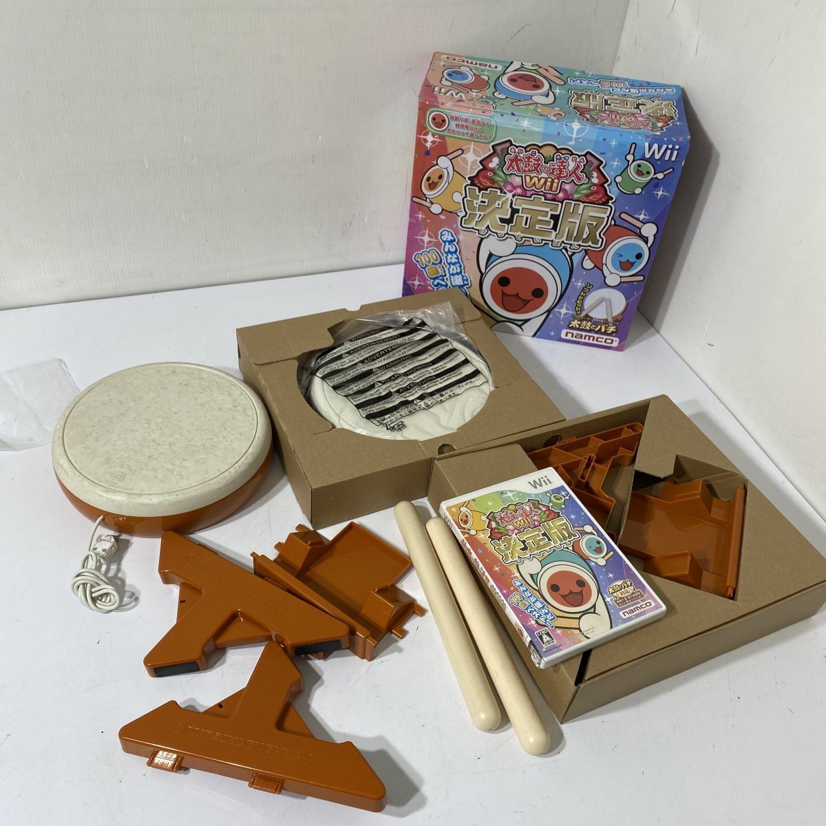 Wii・Wii U用 太鼓の達人 太鼓とバチ 箱付き 動作可能 即決 wiiU