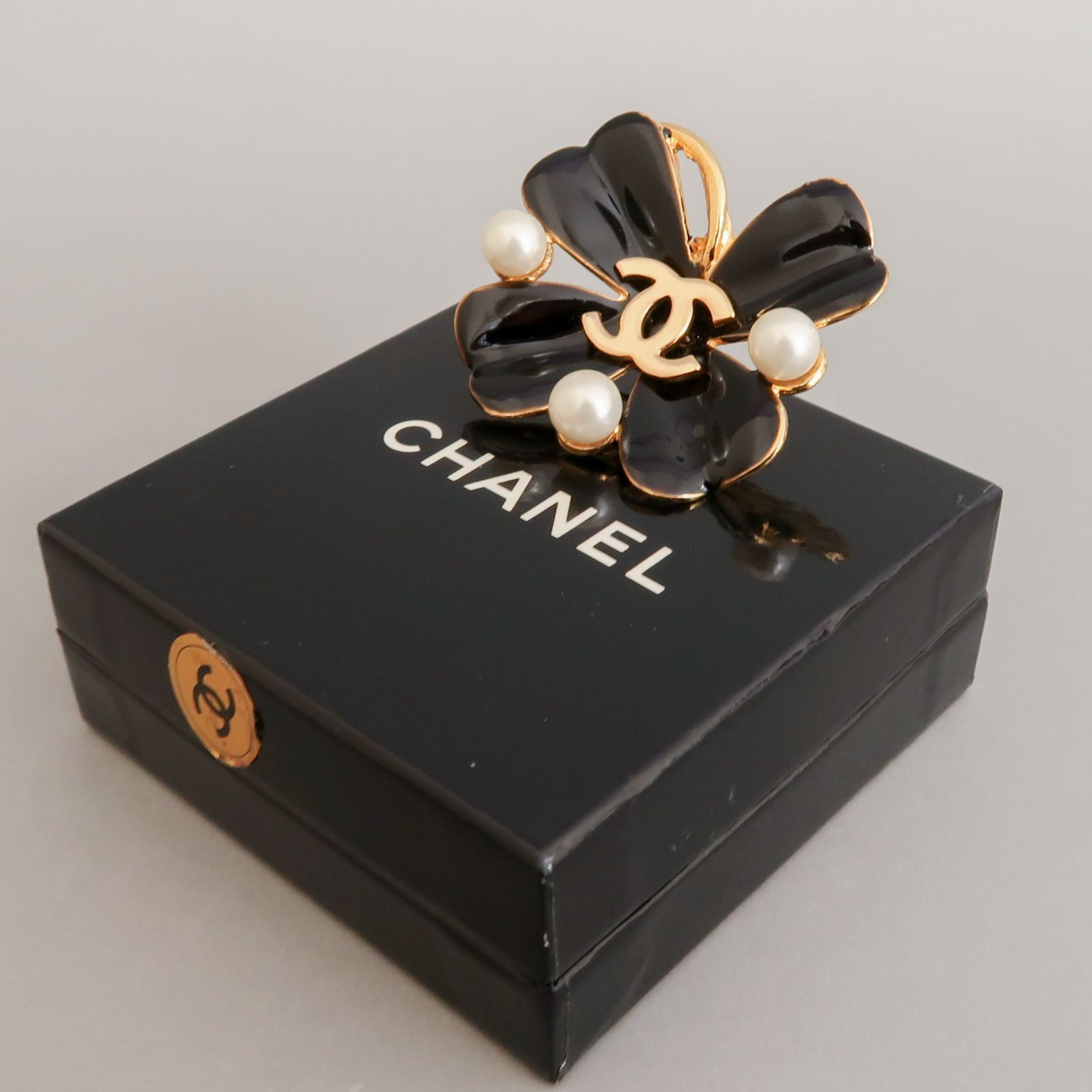 シャネル/CHANEL クローバー パール ゴールド ブローチ ココ