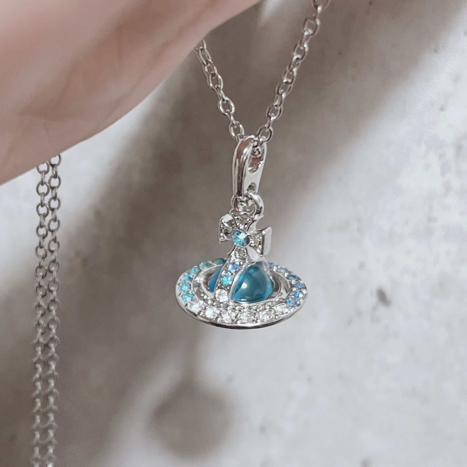 ヴィヴィアンウエストウッド Vivienne Westwood タイニーオーブ