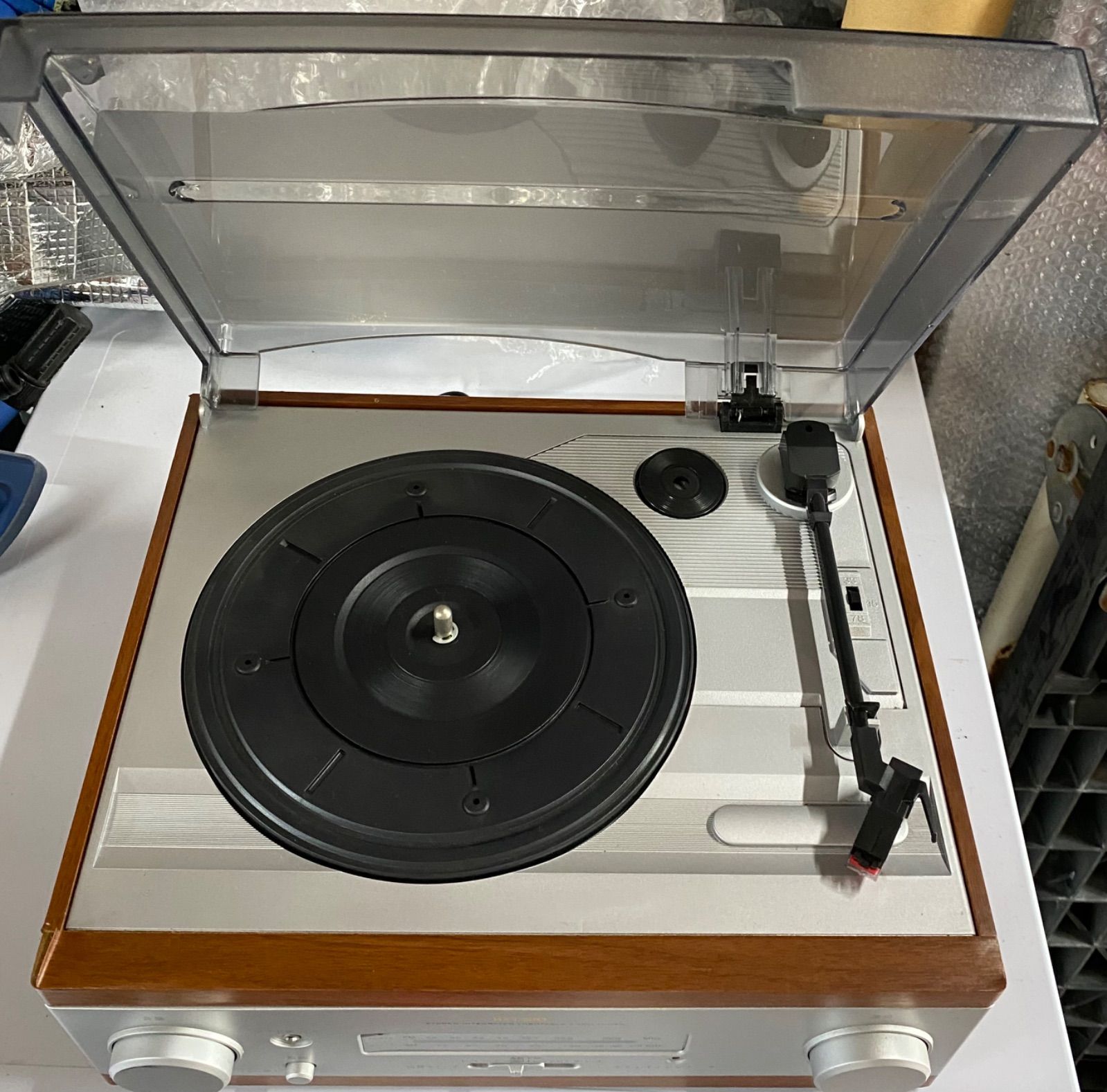 AEC ラジオ付き卓上レコードプレーヤー HXT-510 2005年製 - メルカリ