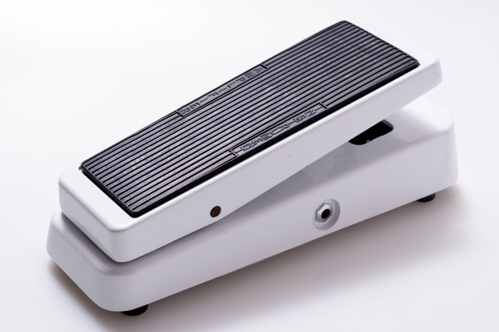 used JIM DUNLOP | 105Q CRYBABY BASS WAH GIB横浜