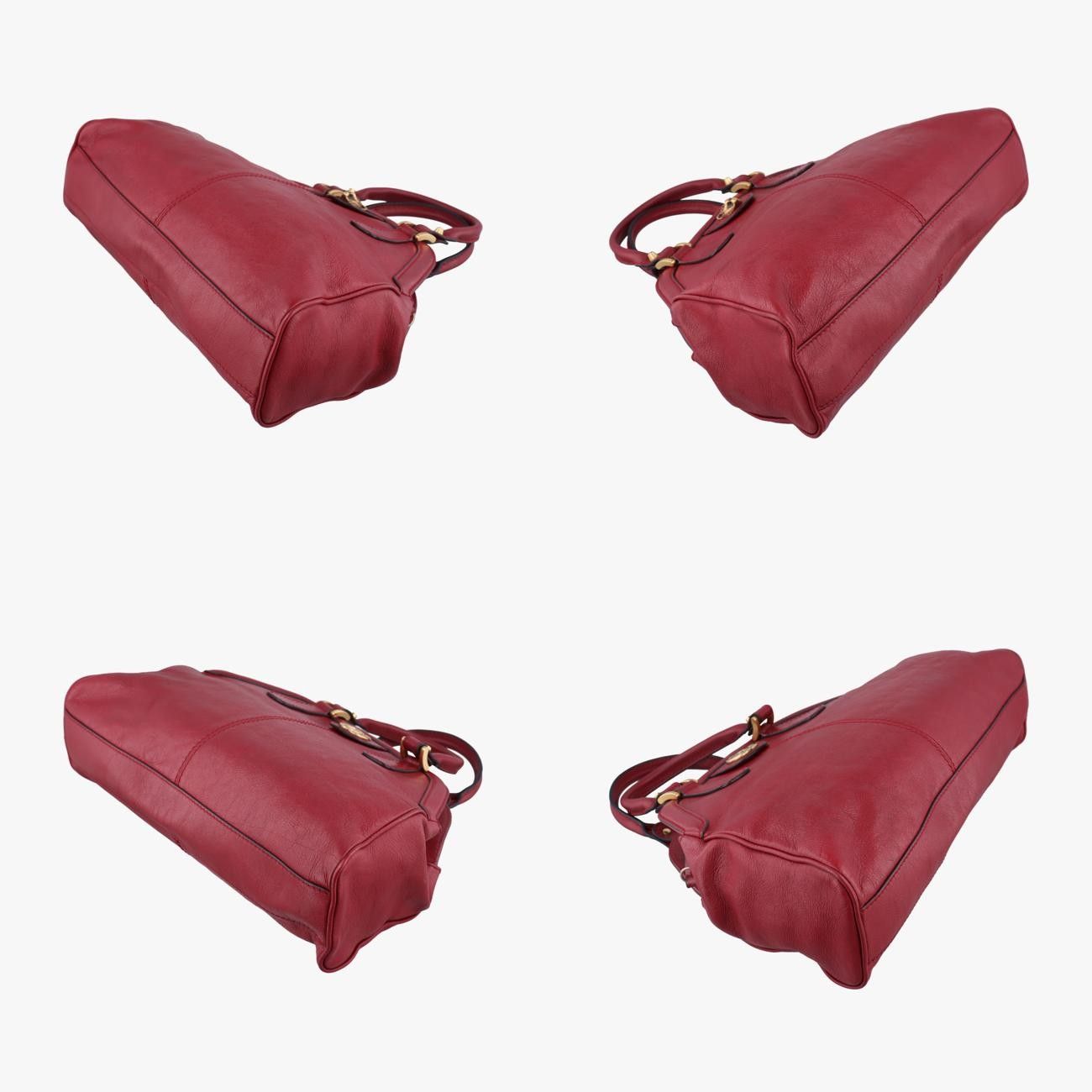 レッドレザー516459D024518856