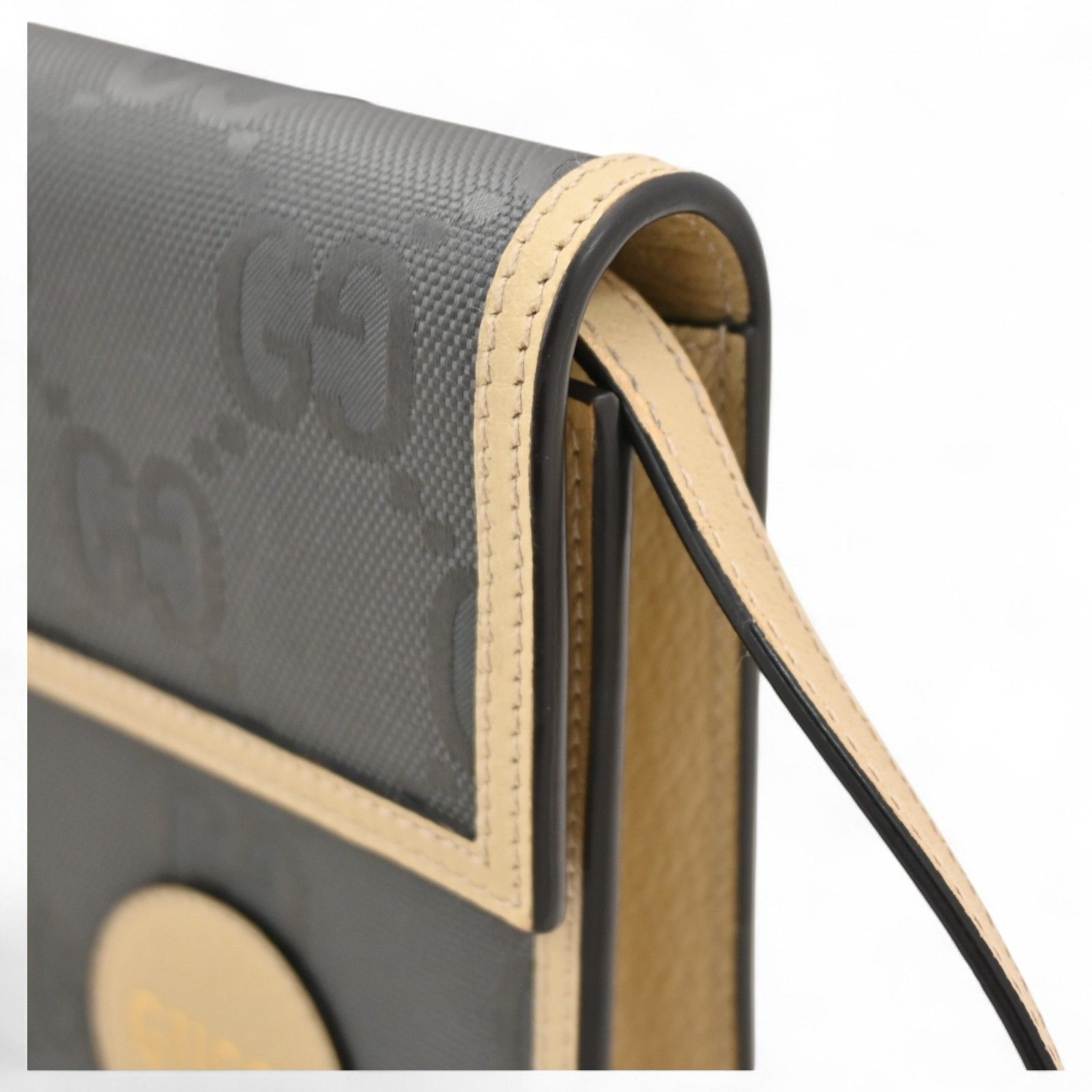 グッチ ロゴ GG オフザグリッドシリーズ Aランク gu8845gd GUCCI グッチ ロゴ GG オフザグリッドシリーズ ショルダーバッグ