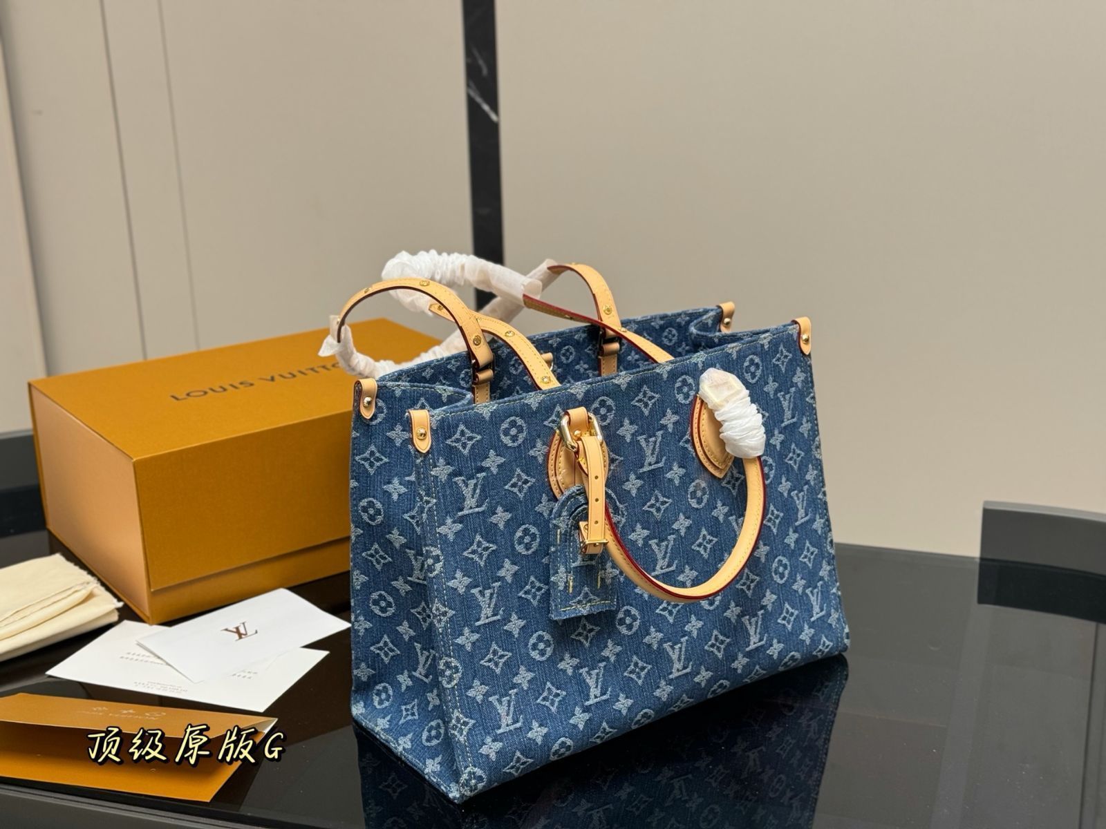今日特価】Louis Vuitton OnTheGo Denim Shopping Bag ルイ