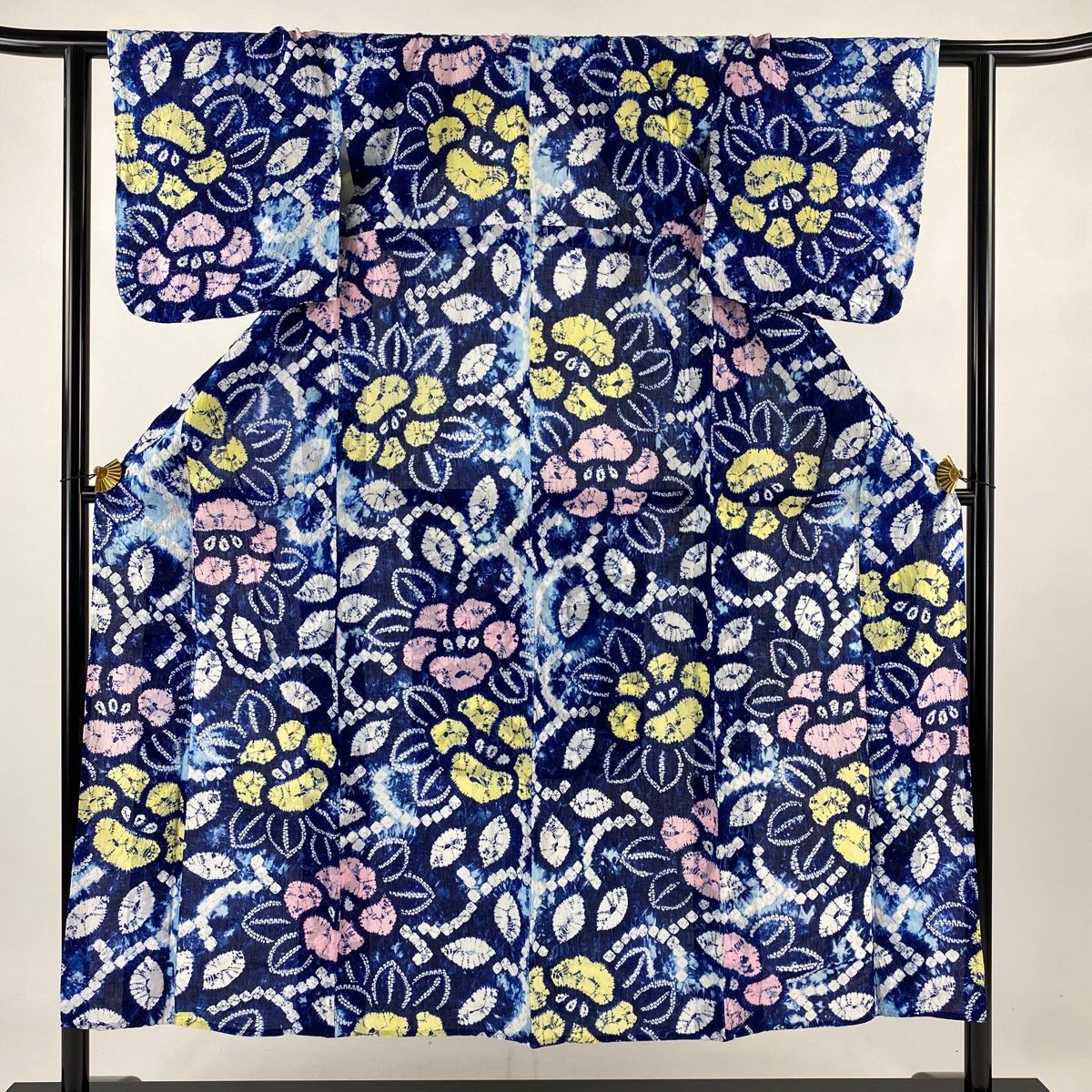浴衣 身丈150.5cm 裄丈61.5cm S 絞り浴衣 草花 藍色 綿 名品