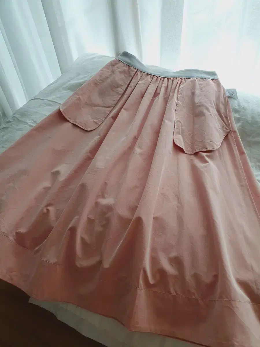 ギャザースカート