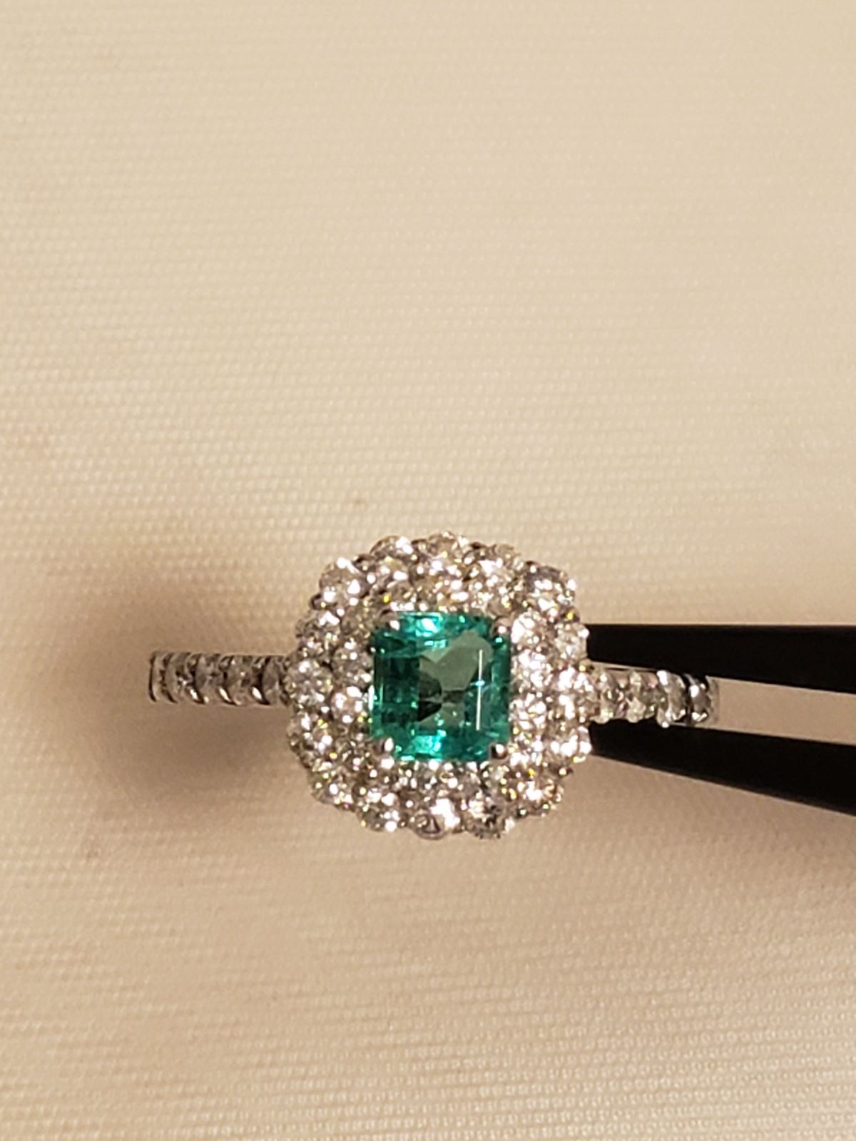 天然エメラルド✨❣ ダイヤモンド プラチナ PT900 リング 取り巻き指輪