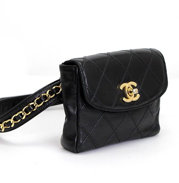 CHANEL ウエストポーチマトラッセピコローレ