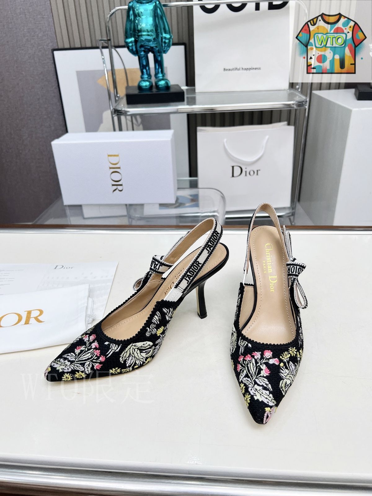 【上品なアクセント♪】DIOR サテンリボン ヒールサンダル シンプルだけどお洒落♪新作【Dior】C'EST DIOR ヒールスライド