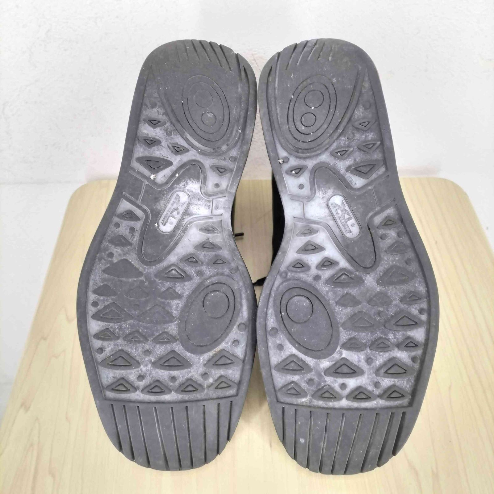 USED古着(ユーズドフルギ) {{SILVANO MAZZA}} レザーハイカットスニーカー import メンズ EUR：41 【中古】【ブランド古着バズストア】 ユーズドフルギ USED古着 レザーハイカットスニーカー import メンズ