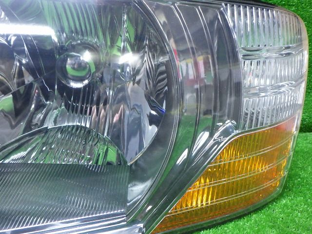 パジェロ V75W V73W 後期 HIDヘッドライト 左右 パジェロ V75W V73W 後期 HIDヘッドライト 左右 パジェロ V75W V73W