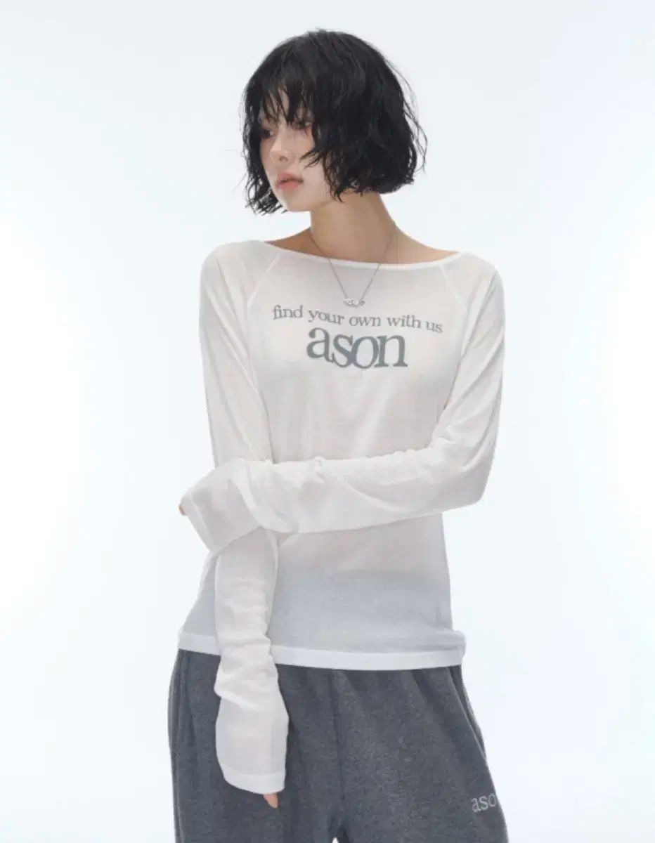 ason アズオン レタリング 長袖 白