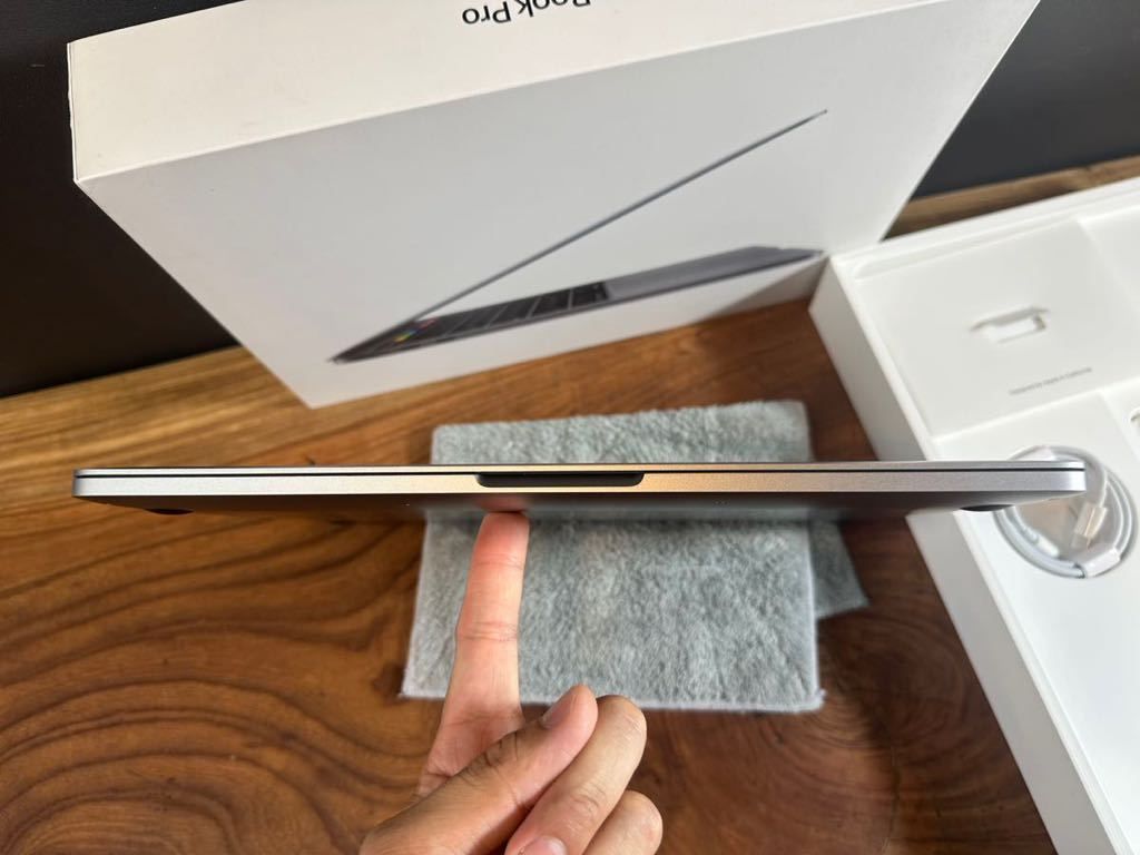 最上位極美品バッテリ新品1回」Apple MacBook PRO Retina 13inch 2018/CPUi7  2.7GHZ/16GB/SSD1TB/office2019/Windows11 - メルカリ