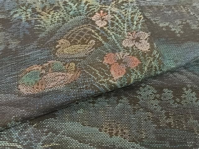 平和屋着物○本場大島紬 泥染め カタス9マルキ 横段草花文 正絹