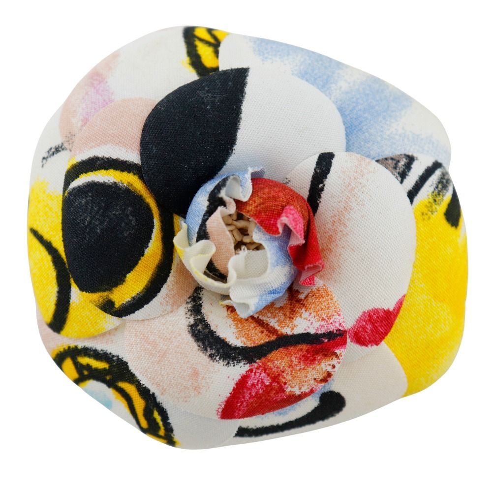 シャネル　カメリア　コサージュ　ブローチ　マルチカラー CHANEL】シャネル コサージュ カメリア 布 白/マルチカラー レディース