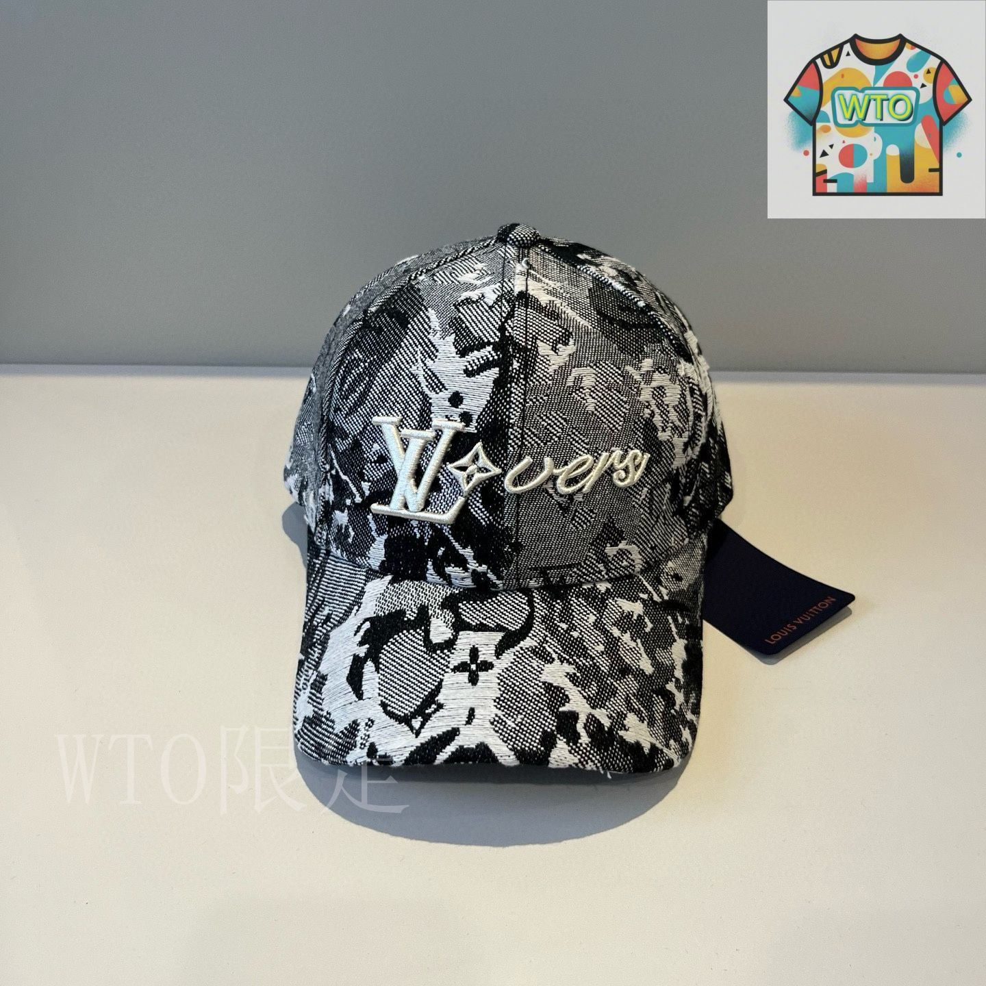 LOUIS VUITTON PARIS ベースボールキャップ 中古・古着通販】LOUIS VUITTON (ルイ ヴィトン) キャスケット