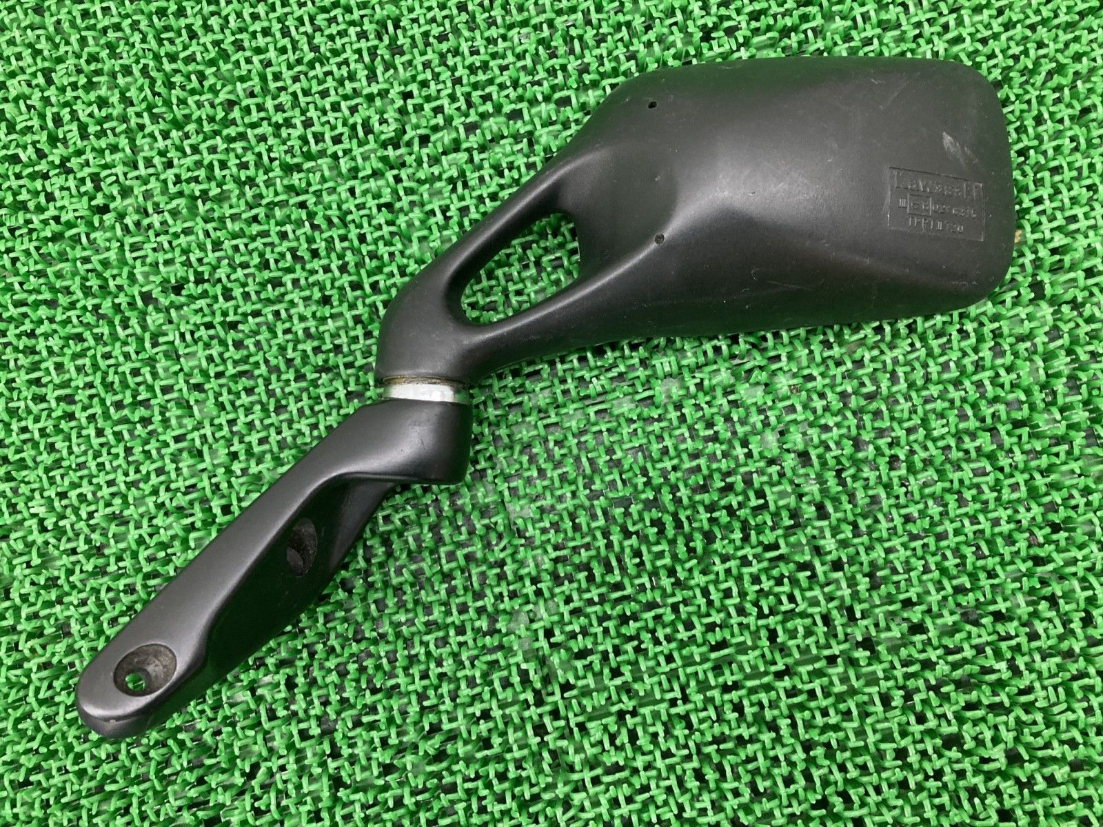 GPZ900R ミラー 左 6375 カワサキ 純正 バイク 部品 ZX900A 割れ欠け無し 品薄 希少品 車検 Genuine 【中古】 8 GPZ900R ミラー 左 6375 カワサキ 純正 バイク 部品 ZX900A 割れ欠け