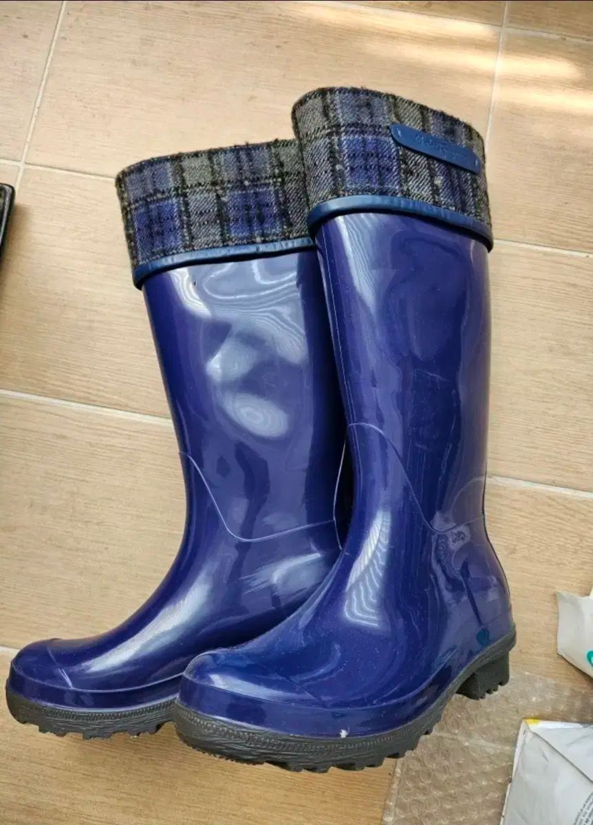 FERRAGAMO フェラガモ チェック 塔 バンディング ブルー ロング レインブーツ