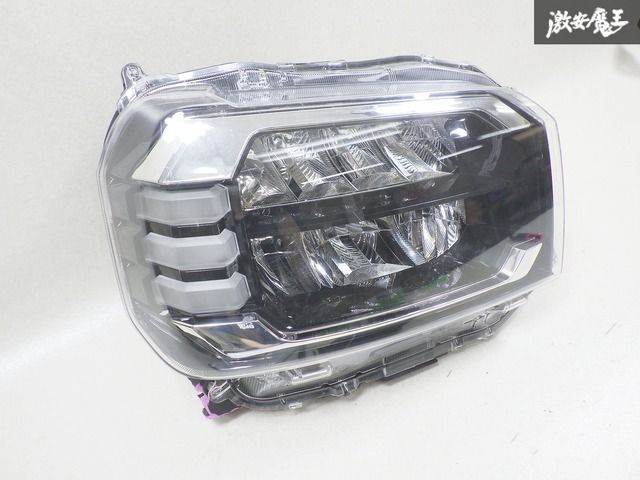 ダイハツ タフト 右 ヘッドライト ヘッドランプ 純正 81110