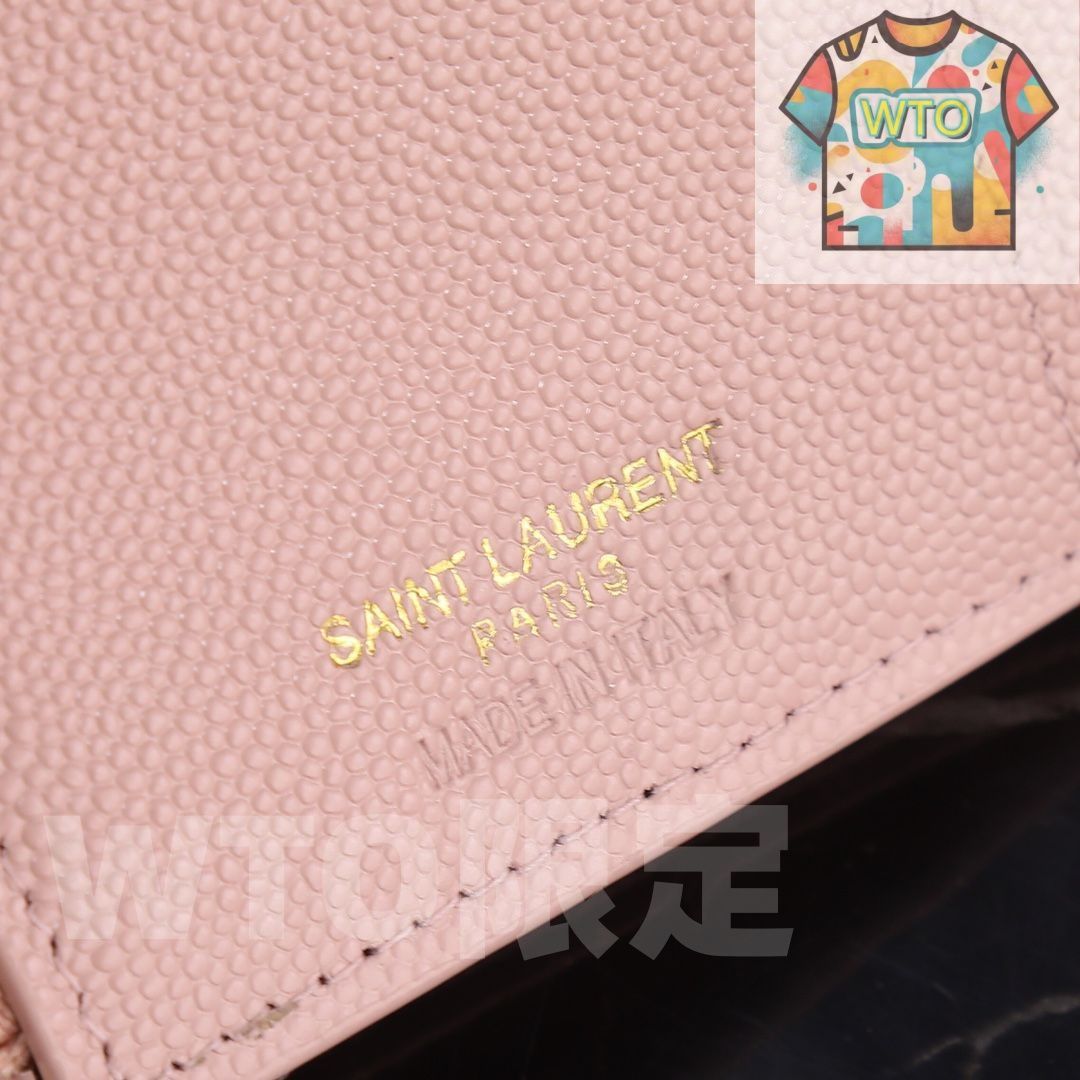 背面にフォークの外袋