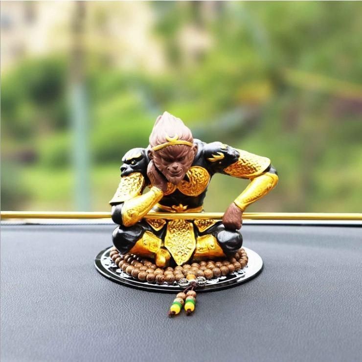 車飾り 車内装飾 置物 孫悟空 フィギュア 飾り物 インテリア カーアクセサリー 室内装飾 贈り物Panni 送料無料