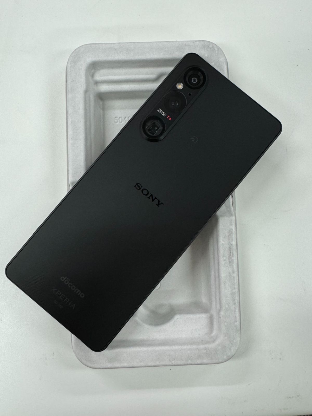 Sony Xperia 1V 256GB - 黒 - Docomo回線使用不可 - メルカリ