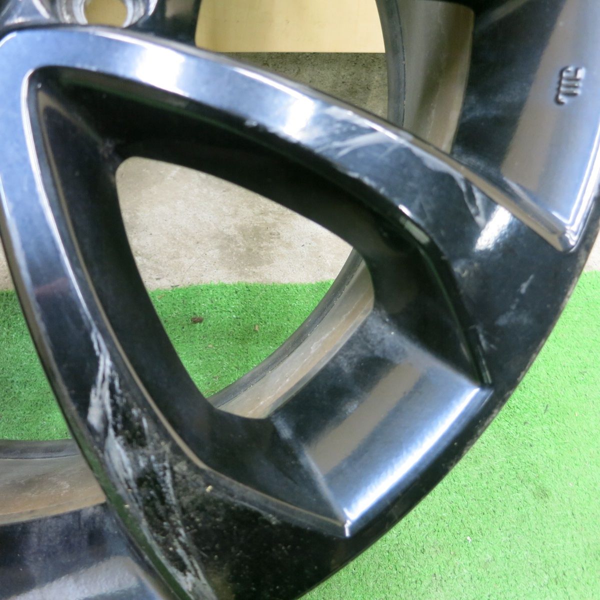 17×7J