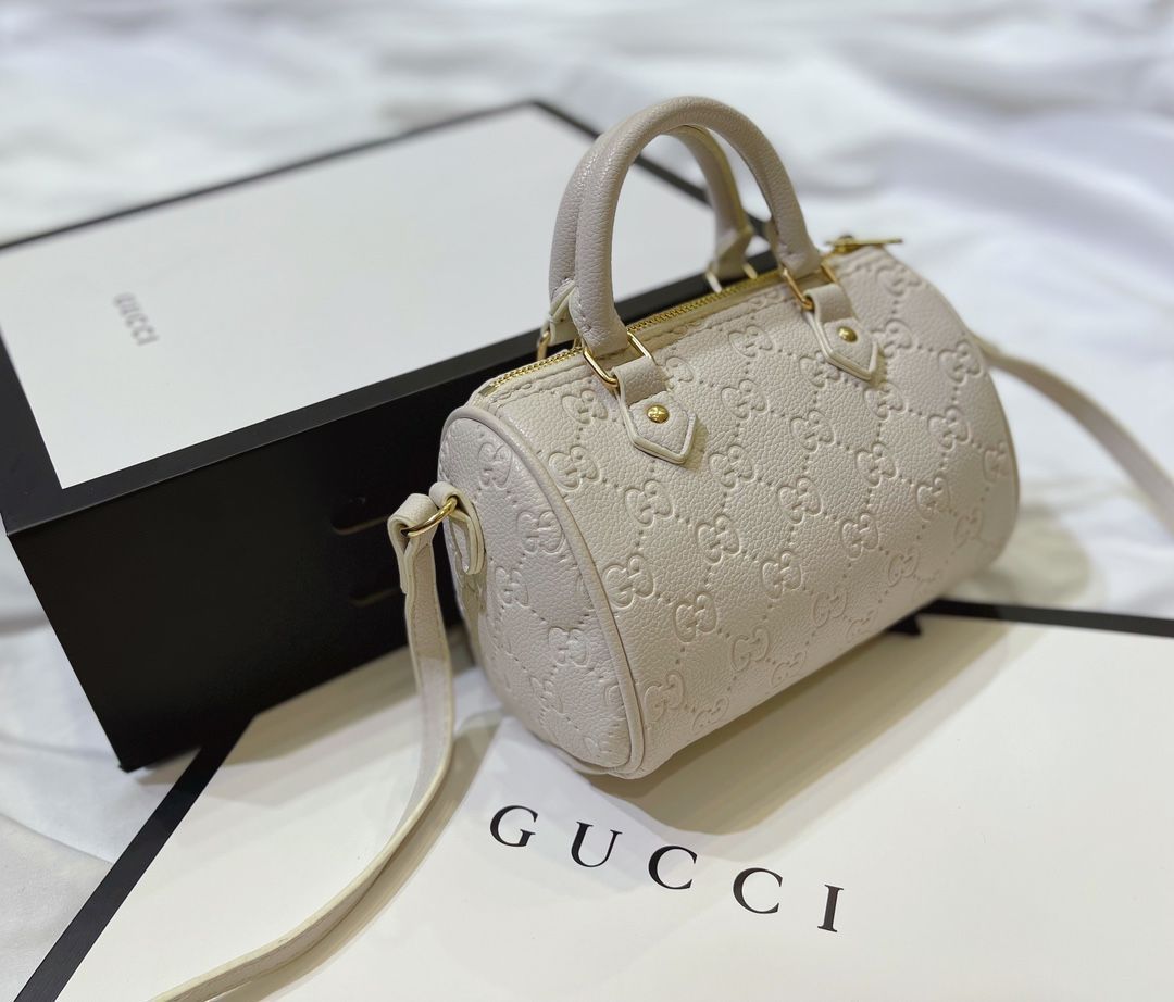 魅力 GUCCI グッチ ショルダーバッグ ハンドバッグ  財布  3点セットバッグ