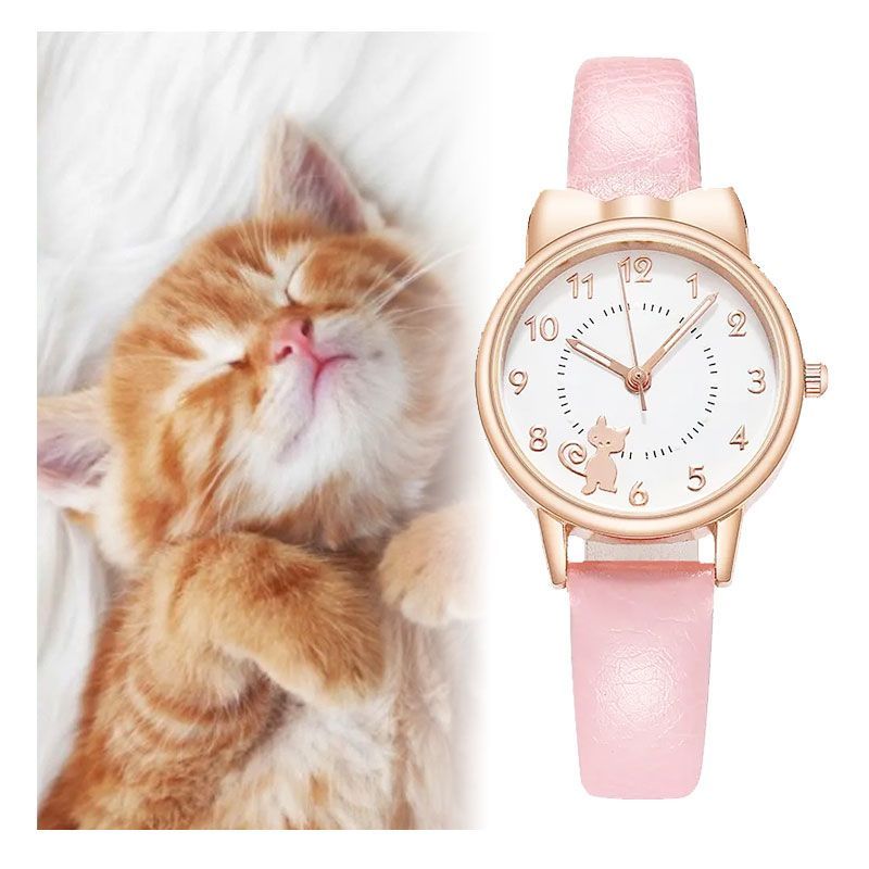 88 ピンクの猫スワロフスキー　オクティ　ローズゴールド　腕時計　極美品 ピンク 猫のデザイン腕時計 大人可愛いローズゴールドのネコ