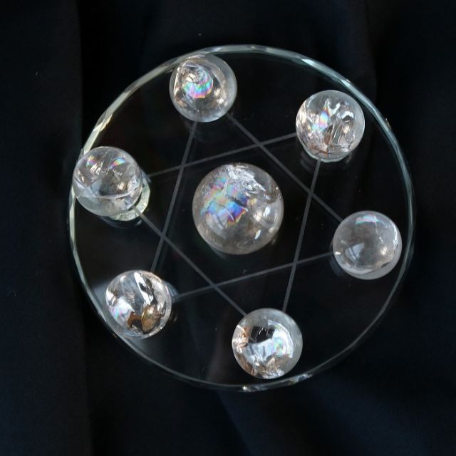キズあり　説明欄必読！　七星陣　置物 水晶　丸玉　スフィア　【匿名配送】 楽天市場】【風水開運 七星陣セット】天然水晶丸玉＋アクリル台座 水晶