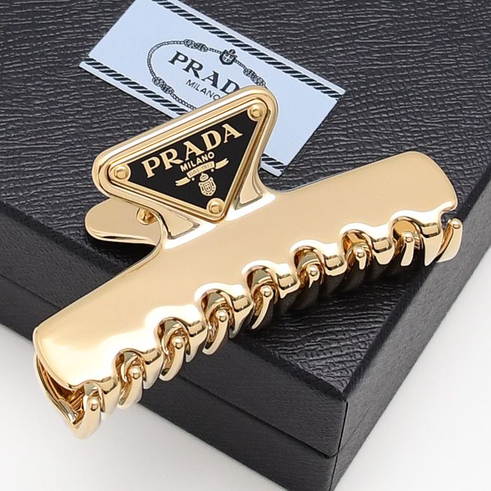 PRADA プラダ メタル ヘアクリップ - メルカリ