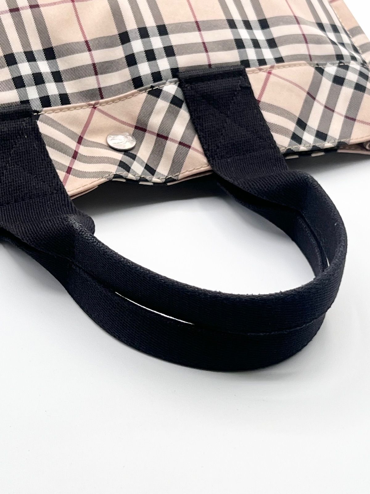 【未使用】バーバリー ブラックレーベル キャンバス ハンドバッグ ノバチェック 未使用】バーバリー ブラックレーベル キャンバス ハンドバッグ ノバ