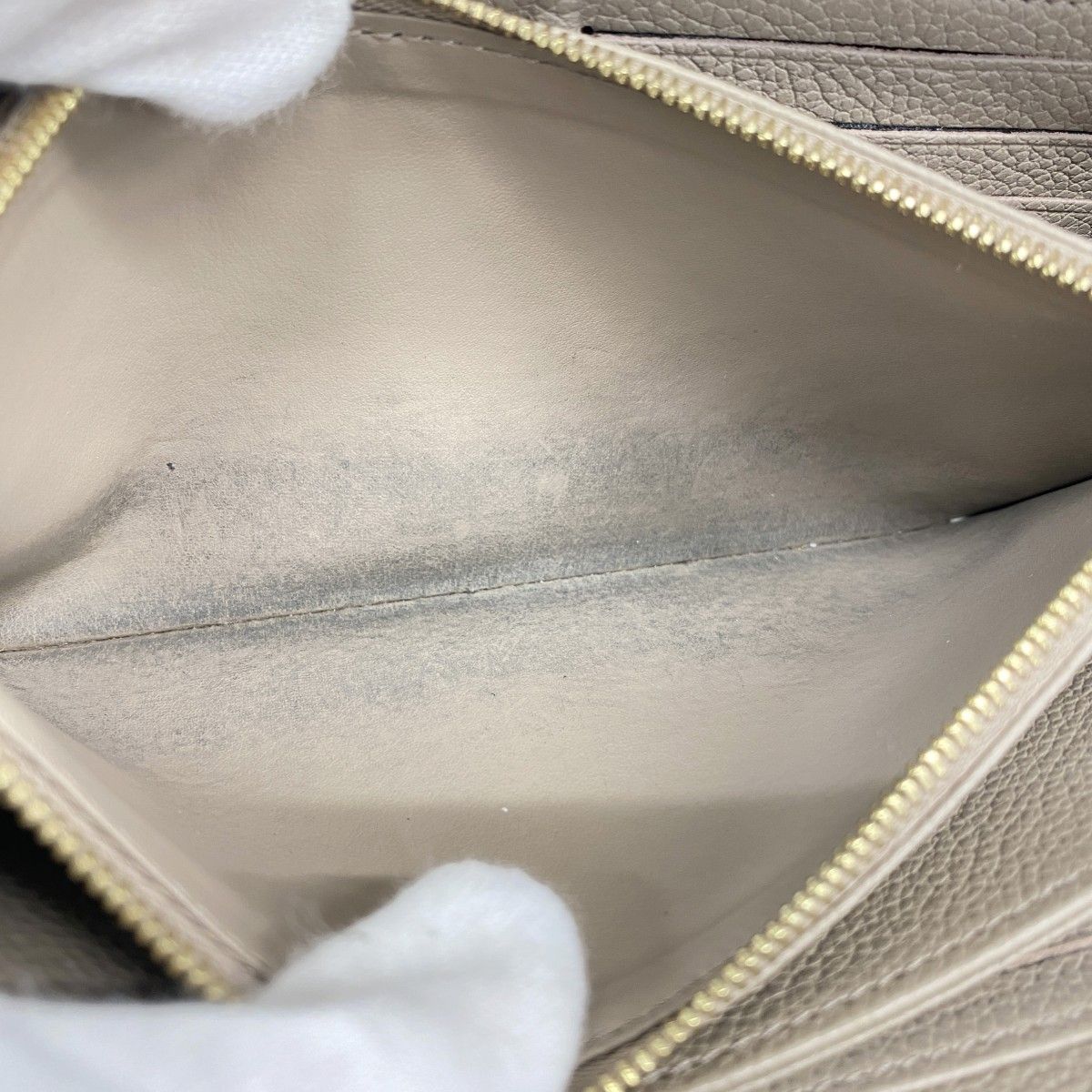 ジッピーウォレット M69794