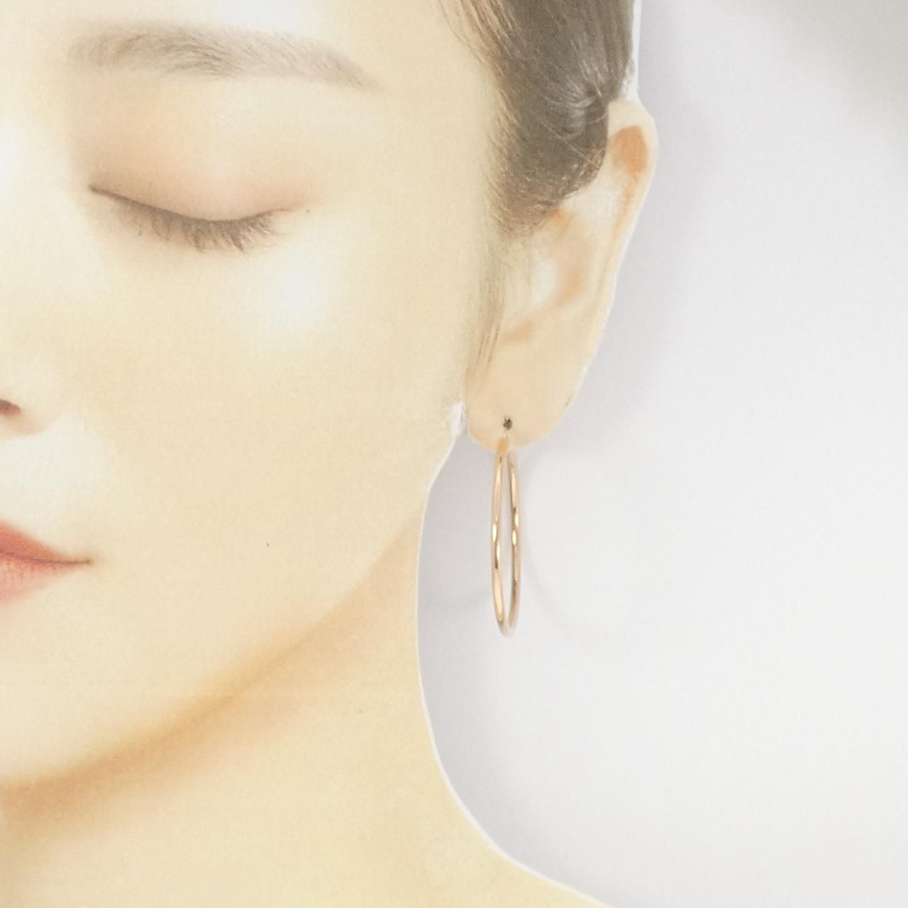 ピアス