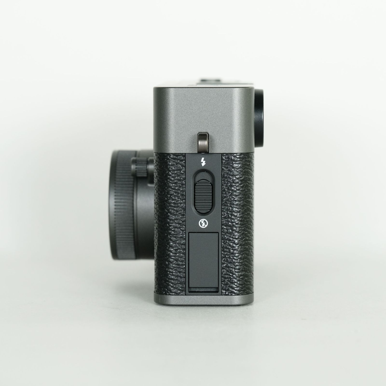 FUJIFILM Xhalf チャコールシルバー（X-HF1） Amazon | 富士フイルム(FUJIFILM) コンパクトデジタルカメラ X