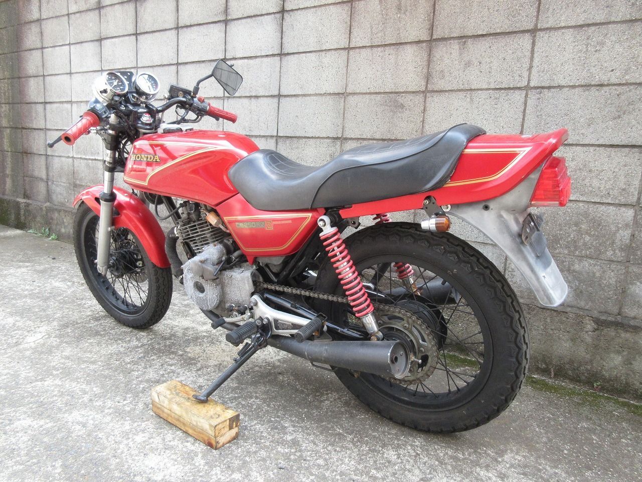 TC88FXDL Le Pera ソロシート TCソフテイル用ラペラ(Lepera