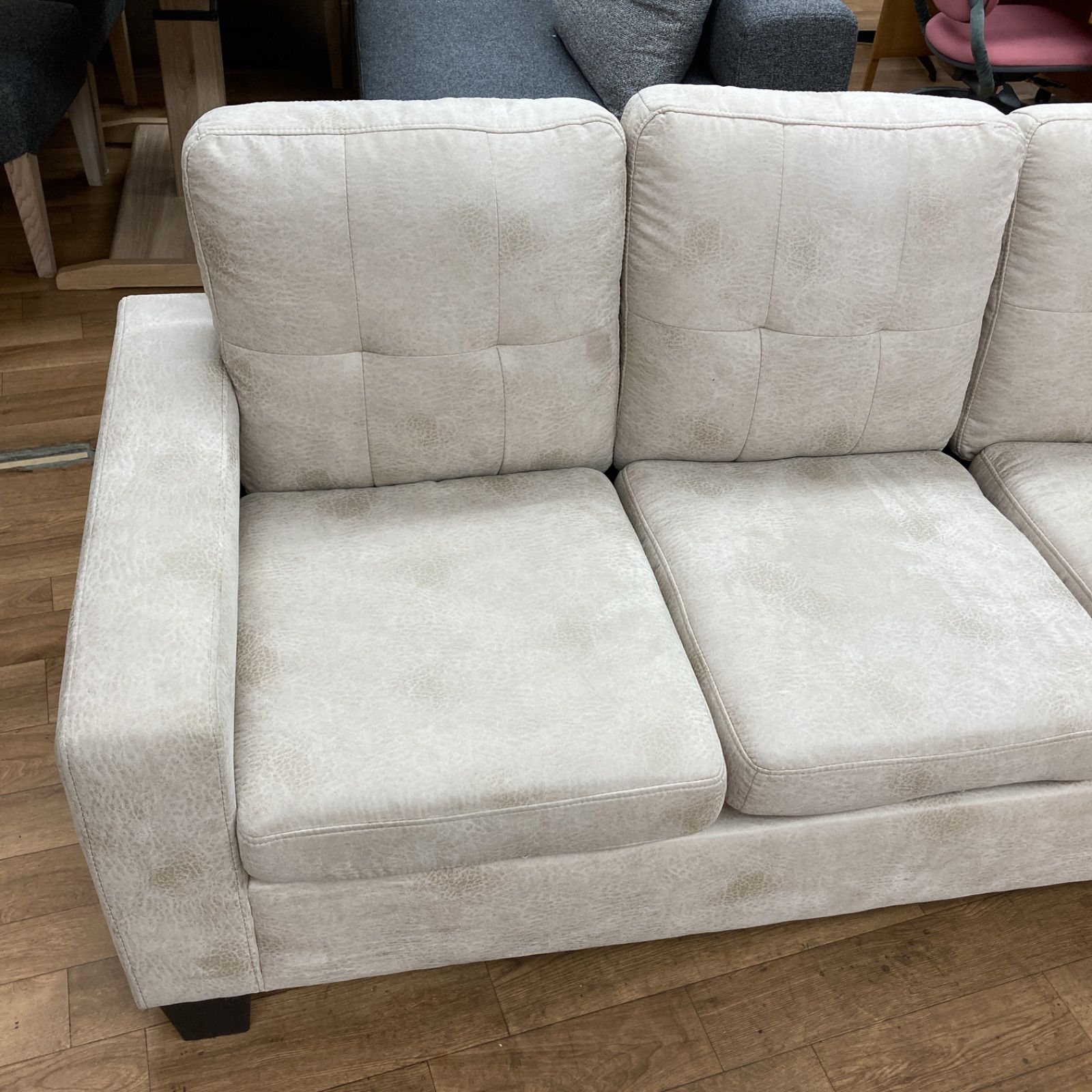 取付無料！アデペシュ アラ アームレス 北欧風天然木ダークカーキ3P