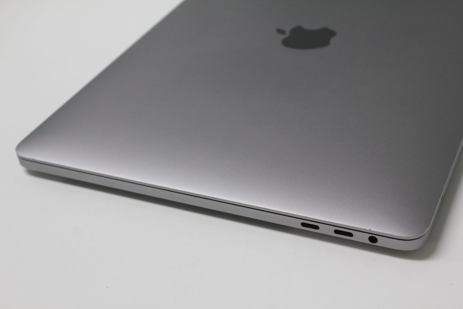 MacOS　Montereyハード　ノート型PC本体 MacBook Pro (13-inch 2016 Thunderbolt 3ポートx 4)(MLH12J/A) MacBook Pro（13インチ,2016,Thunderbolt 3ポートx 4）256GB/8GB