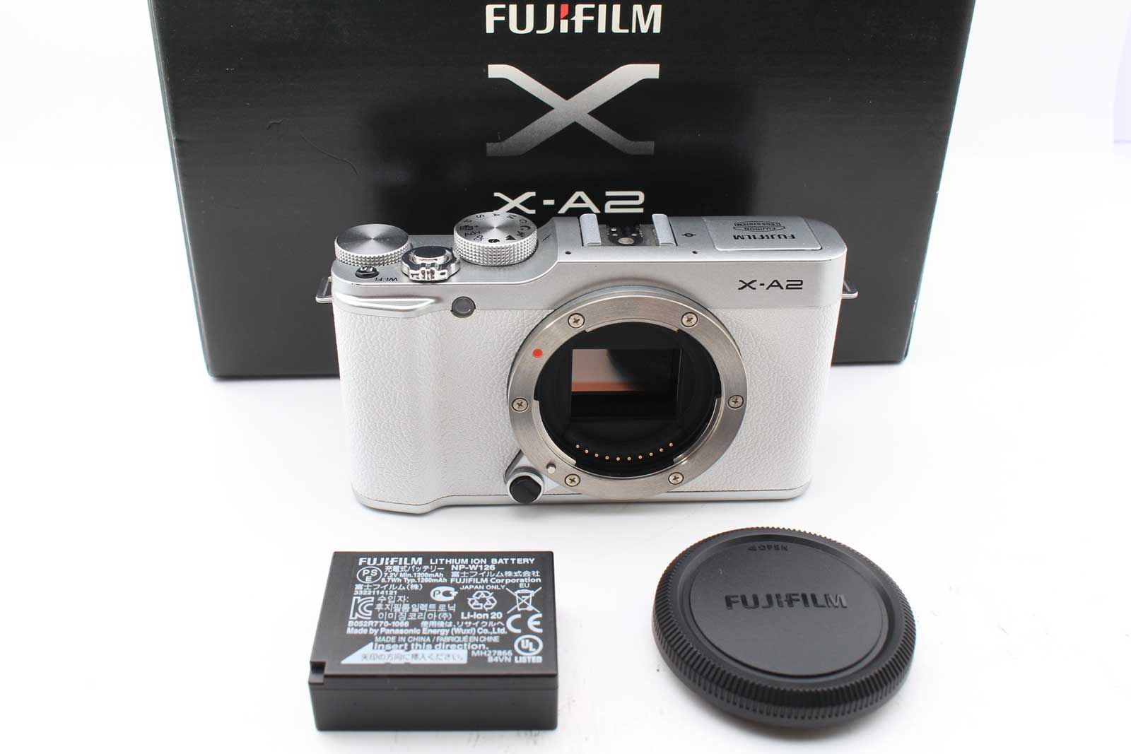 富士フィルム Fujifilm X-A2 Mirrorless Digital Camera (White [新品同様] #Z2442A