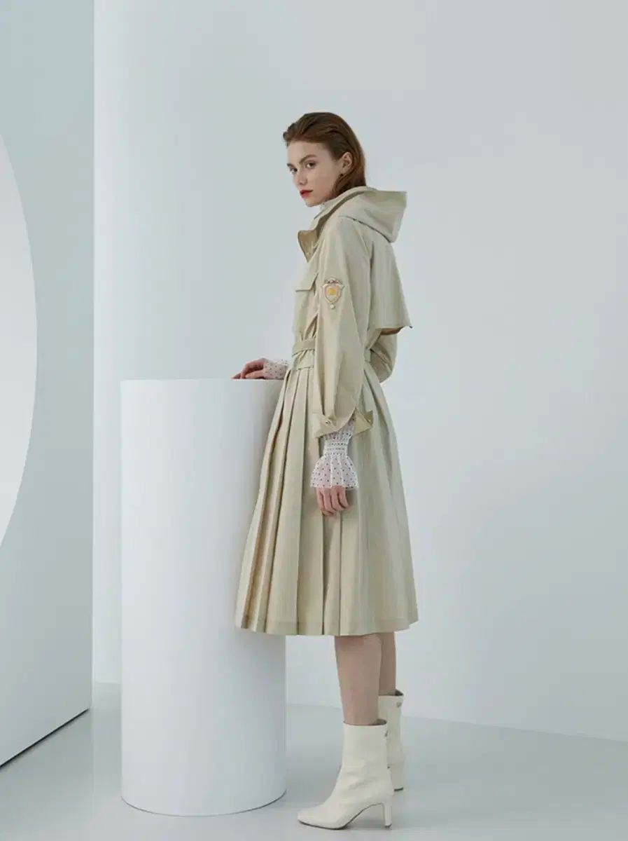 タグ付 希少   バーバリー・ブルーレーベル  ナポレオンJK  スウェット 秋 タグ付 希少 バーバリー・ブルーレーベル ナポレオンJK スウェット 秋