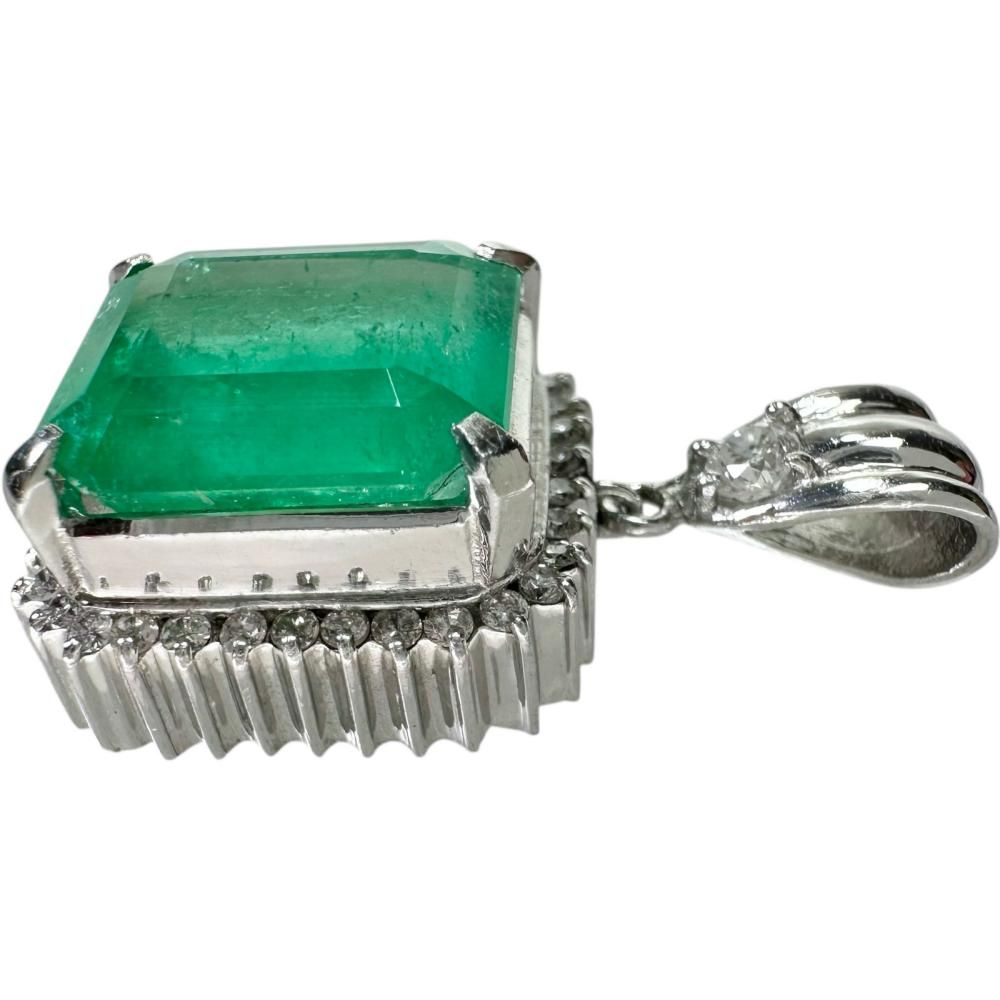 【きれいめファッション51選】上品さと清潔感をキープし ダイヤモンド 5.62ct エメラルド 0.34ct Pt850 ペンダントトップ アクセサリー