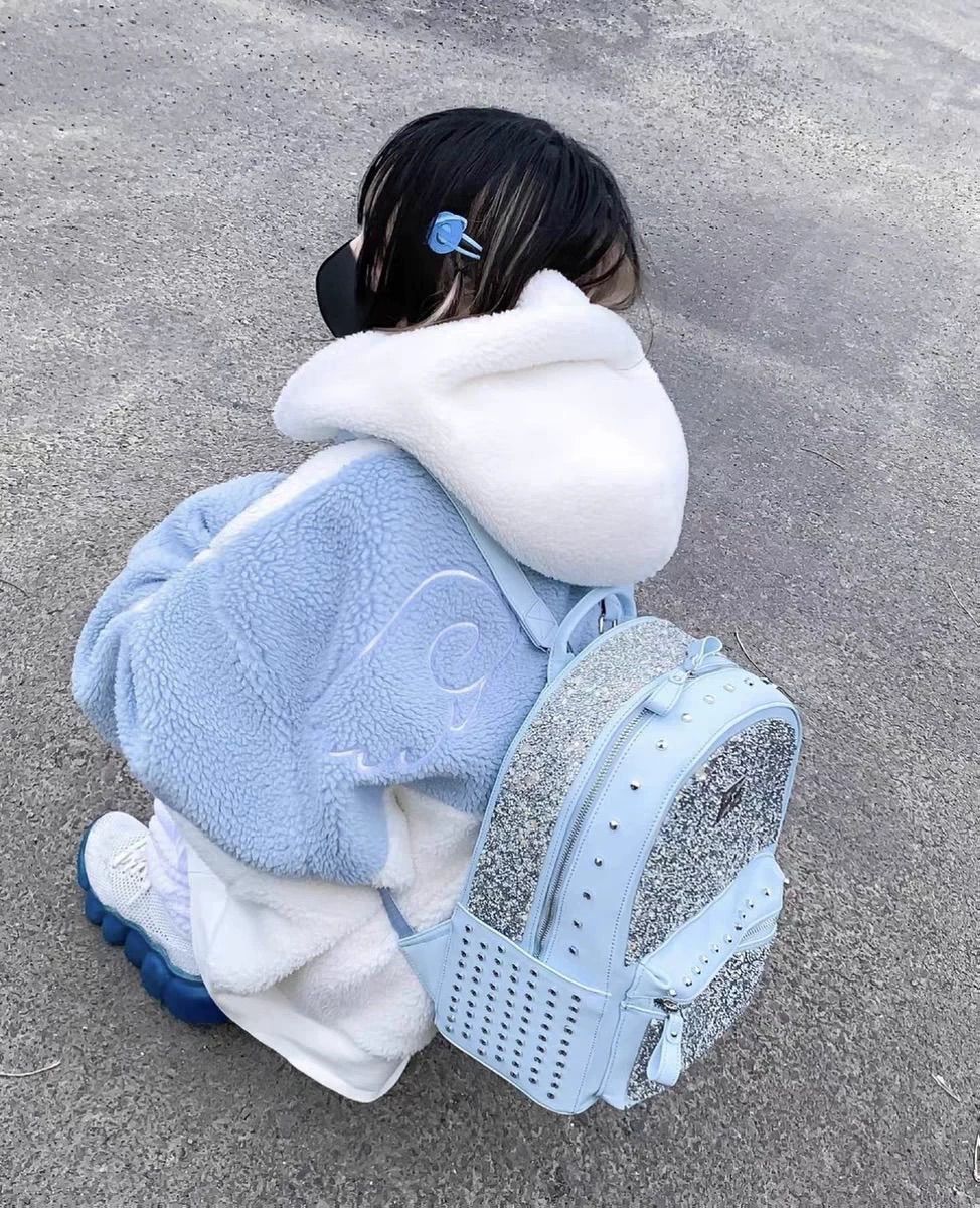 アウター 服