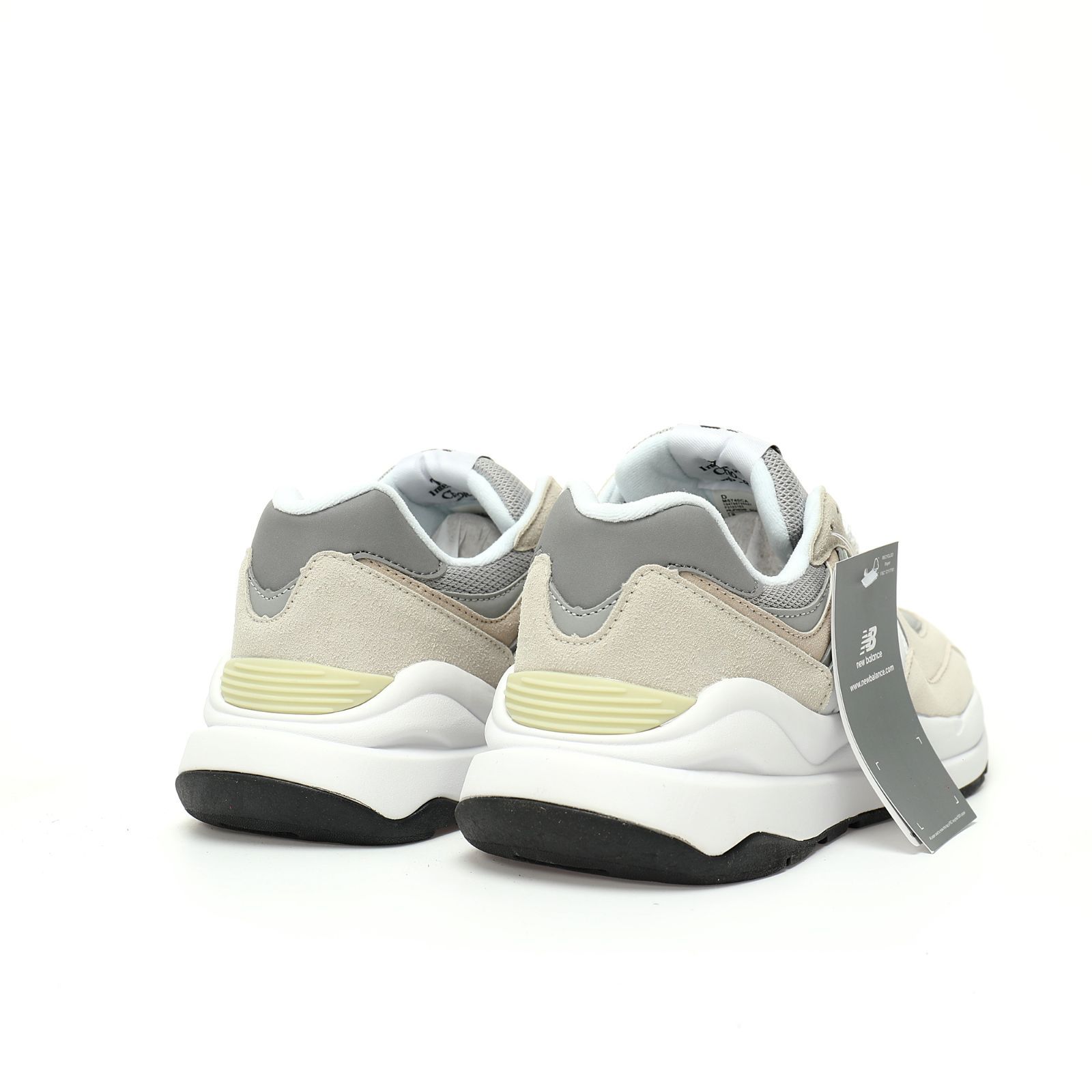 新品、未使用 箱付 ニューバランス NEW BALANCE M5740CA メンズ