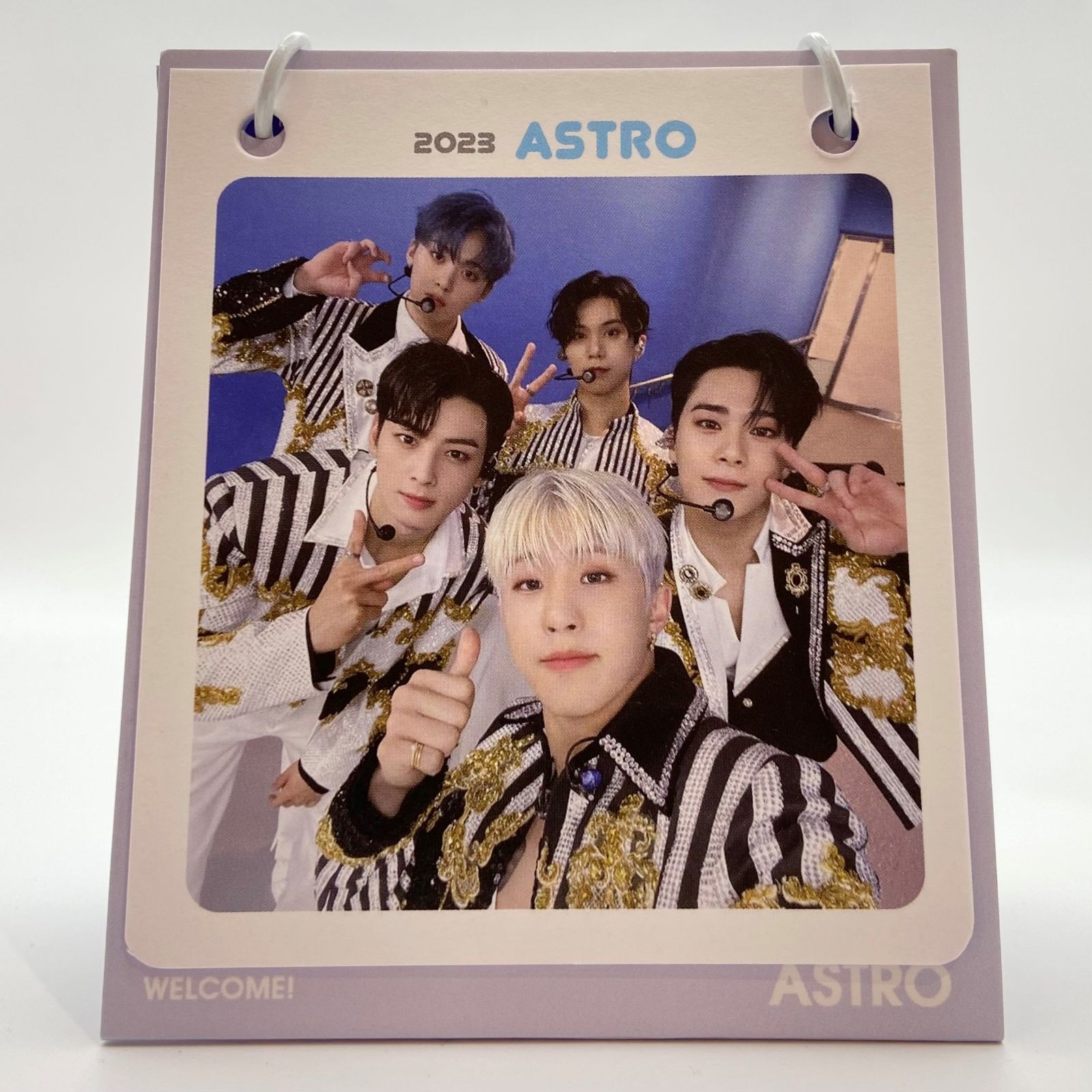 ASTRO アストロ 2023卓上カレンダー - メルカリ