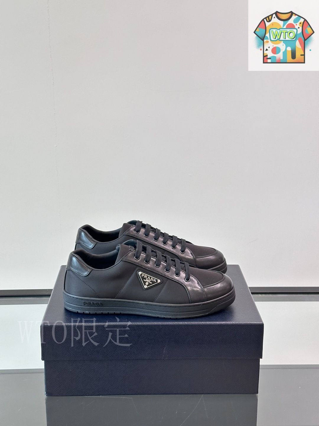 ★送料込★PRADA メンズ スニーカー org.jpg