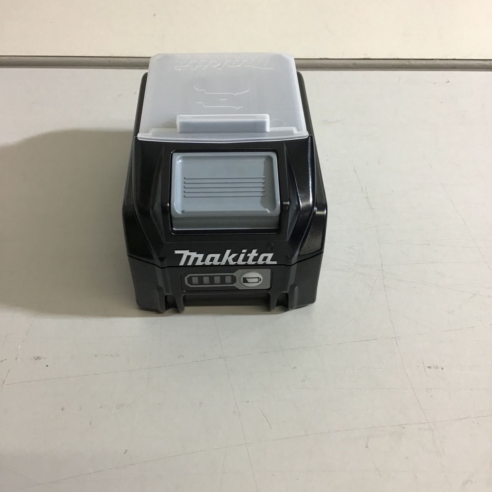 ☆他サイト売却済☆makita BL4040＋BL4050F＋DC40RB セット リチウム