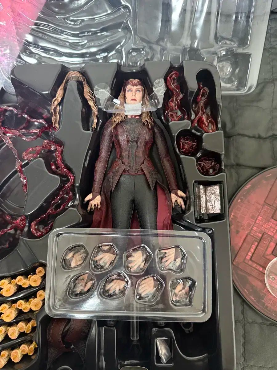 ホットトイズ マルチバース スカーレットウィッチ