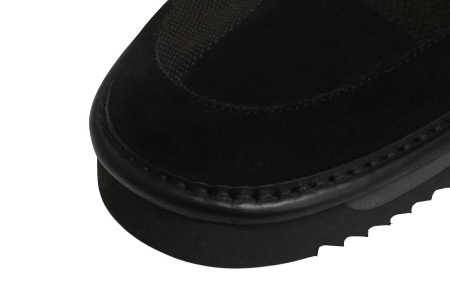 美品　LOUIS VUITTON × NIGO コージーラインムートンブーツ 美品 LOUIS VUITTON × NIGO コージーラインムートンブーツ 日本限定